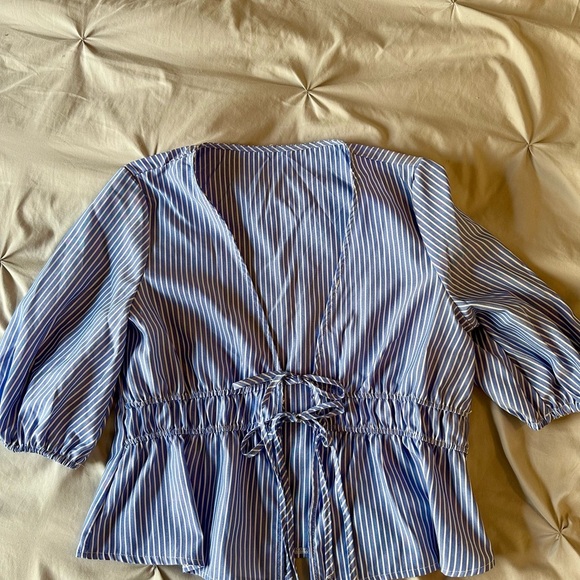 Laced Up Striped Blouse - Picture 2 of 4